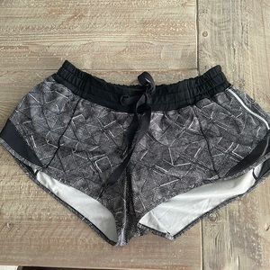 hotty hot shorts with tie